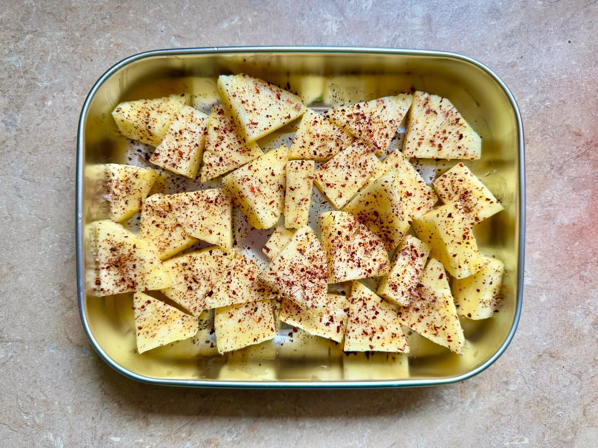 pineapple + sugo