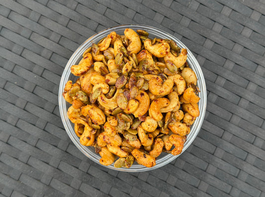 sugo cashews + pepitas