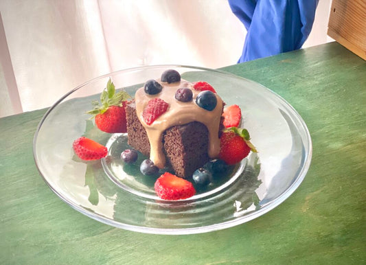 vegan chocolate cake with cashew cream icing